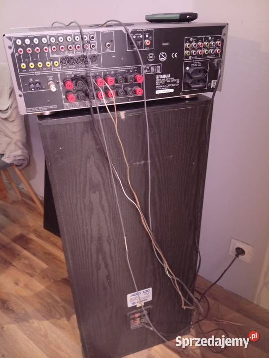 Kolumny Altus 300 amplituner Yamaha