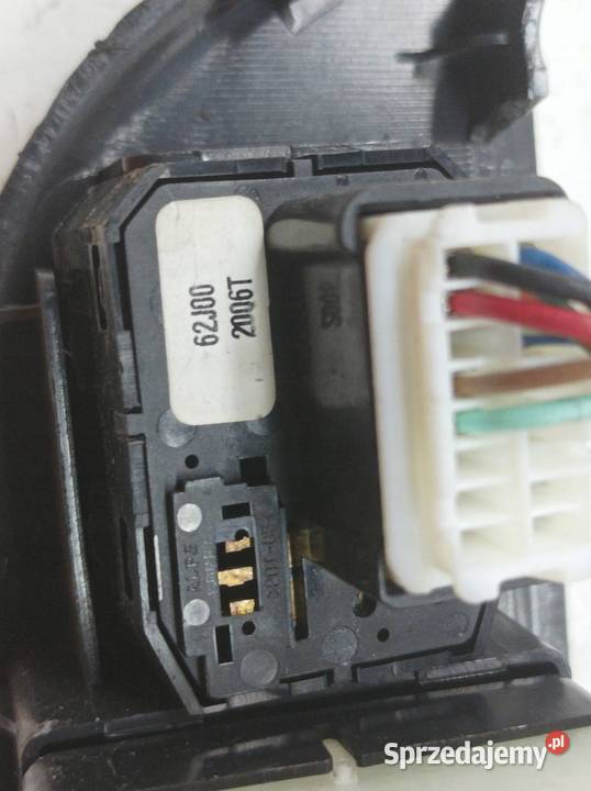 PRZEŁĄCZNIK SZYB Suzuki Swift IV 20042010