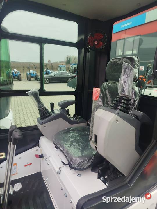 MINI KOPARKA XTM X15S Z KABINĄ Rawa Mazowiecka sprzedam
