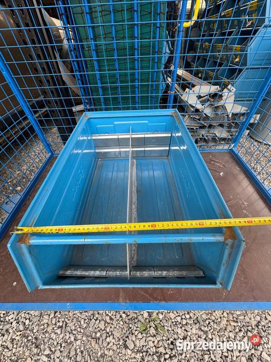 Pojemniki magazynowe metalowe fami duża ilość Pojemniki warsztatowe sprzedam