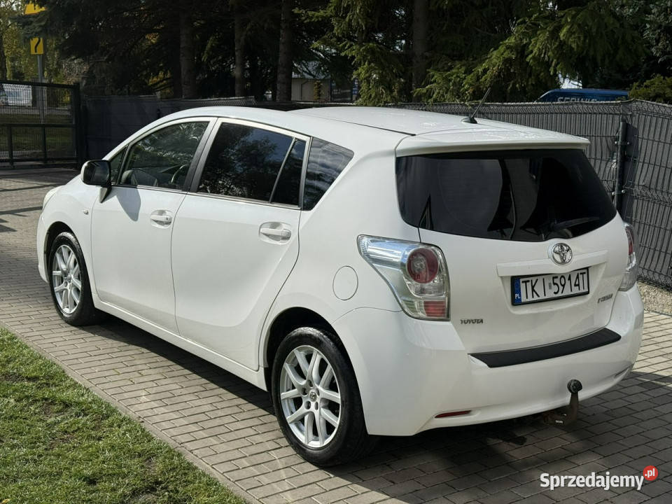 Toyota Verso 18 Benzyna Serwisowany Gwarancja biały Piekoszów