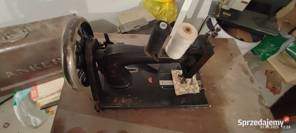 Zabytkowa maszyna do szycia Ankę