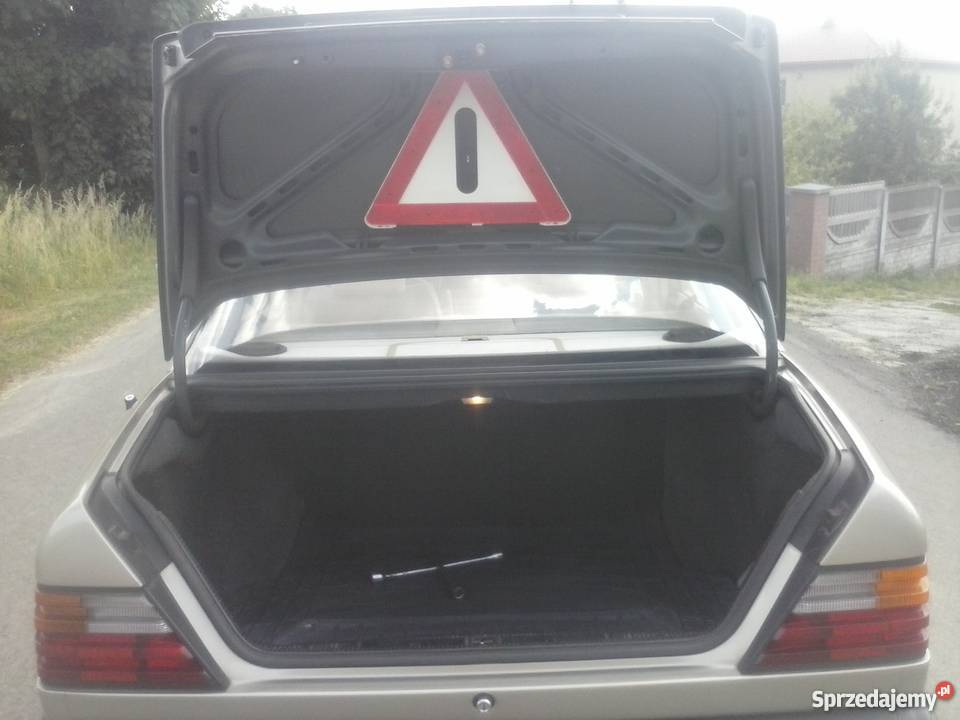 Mercedes W124 20D