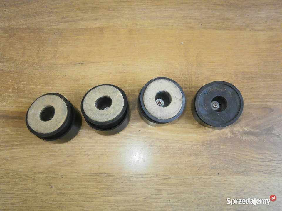 Gramofon UNITRA G 8010 nóżki komplet 4 Łódź