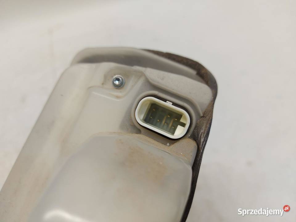 TESLA MODEL Y 2023r Zamek drzwi przód prawy 7PIN