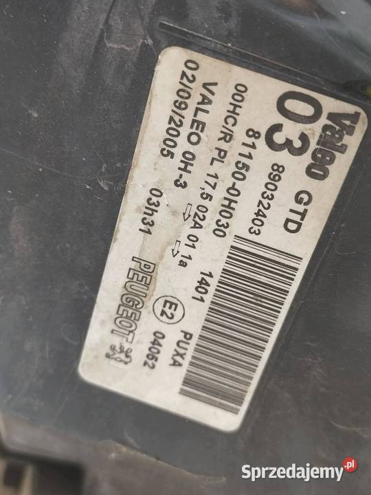 LAMPA PRZÓD LEWA EU 89032403 811500H030 Peugeot Lampy przednie
