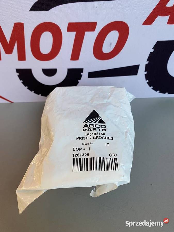 Gniazdo elektryczne 7biegunowe Massey Ferguson Białystok