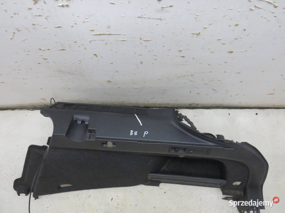 BOCZEK BAGAŻNIKA PRAWY PASSAT B8 KOMBI osobowe Tapicerki samochodowe