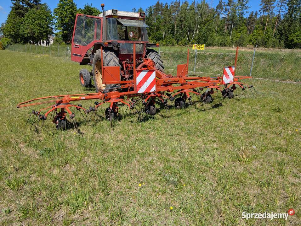 Przetrząsarka kuhn GF 6301 zgrabiarka Stężyca