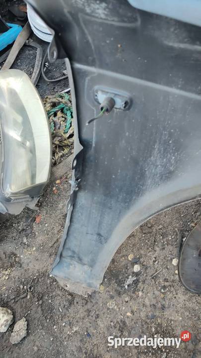Błotnik lewy przód przedni Audi a6 c6 PRZED
