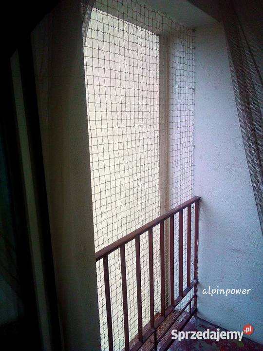 Siatki na balkon montaż bez wiercenia Warszawa usługi dla zwierząt