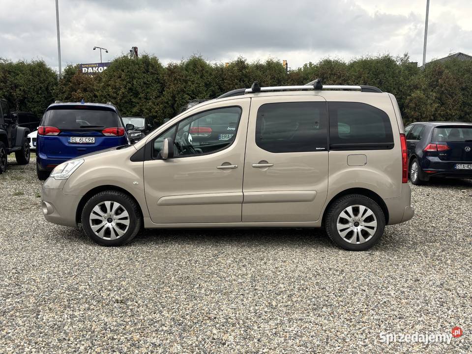 Citroen Berlingo z 2010r gniazdo AUX Paniówki