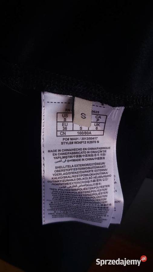 Guess bluzka rozmiar S czarna Bez wzoru sprzedam