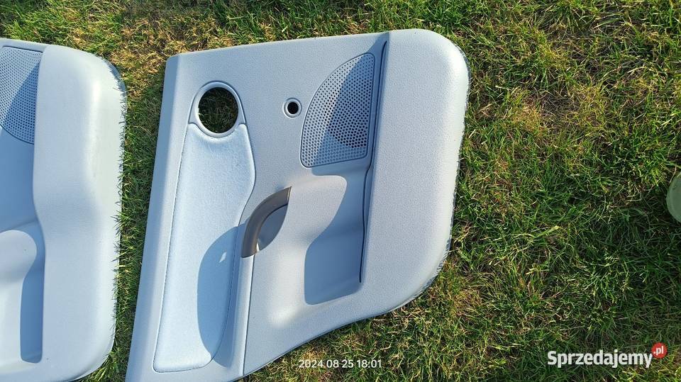 Citroen C3 boczki drzwi