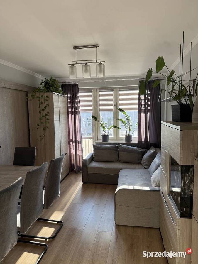 Na sprzedaż mieszkanie 4pokojowe 58 m2 na III blok Sprzedaż lubelskie Poniatowa