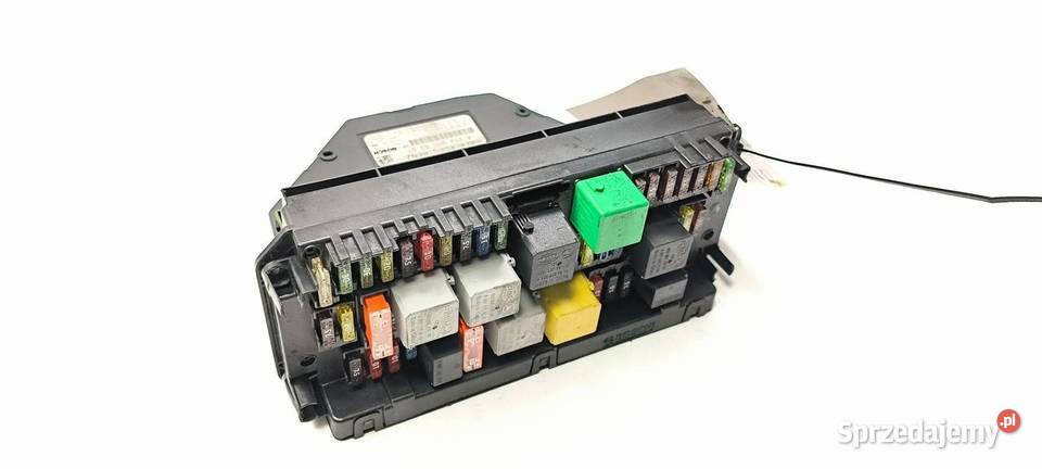 SKRZYNKA BEZPIECZNIKÓW MERCDESBENZ W212 E350 Lipno sprzedam