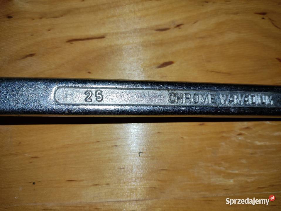 Klucz fajkowy 2528 solidny