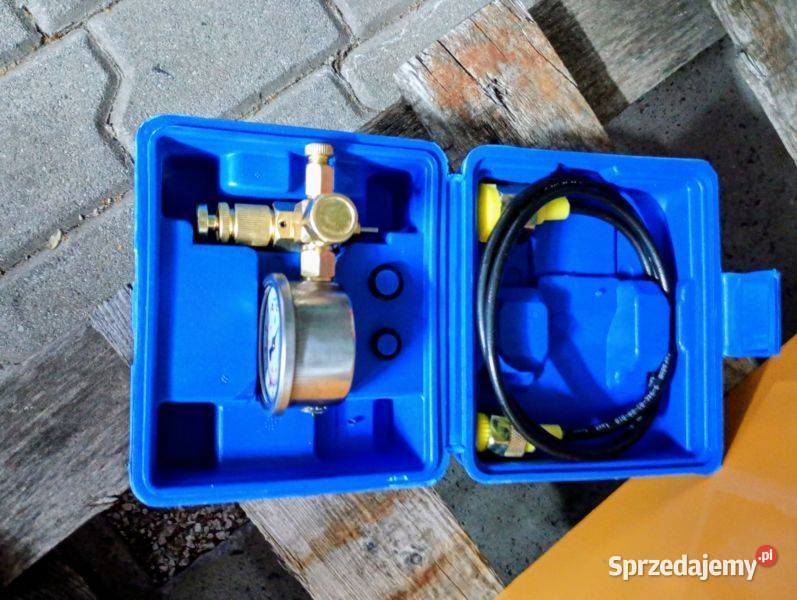 Młot hydrauliczny wyburzeniowy do minikoparki Sędziszów