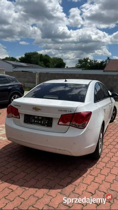 Chevrolet Cruze LS Limousine Prochowice