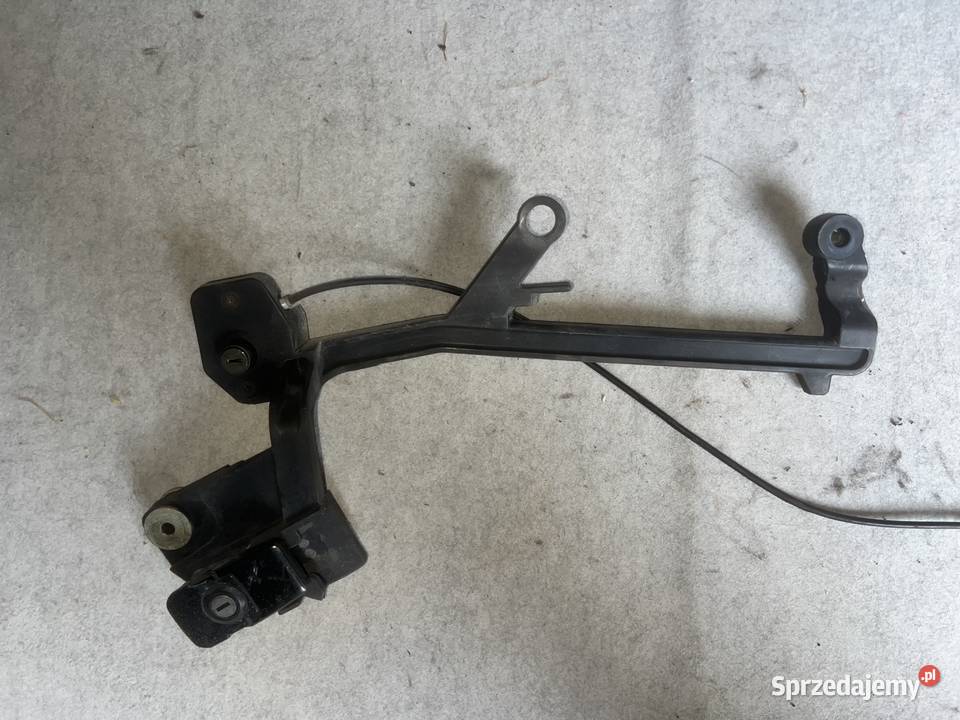 uchwyt bagażnika kufrów lewy Triumph Trophy 900 Motoryzacja wielkopolskie