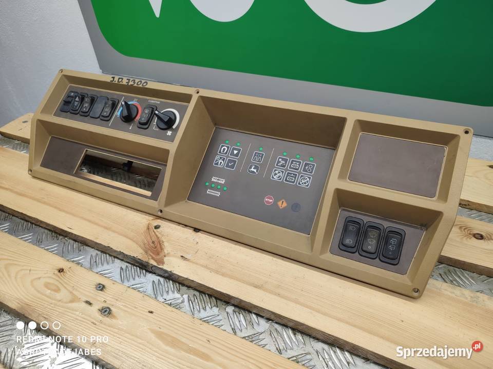 Konsola H176444 John Deere 7300