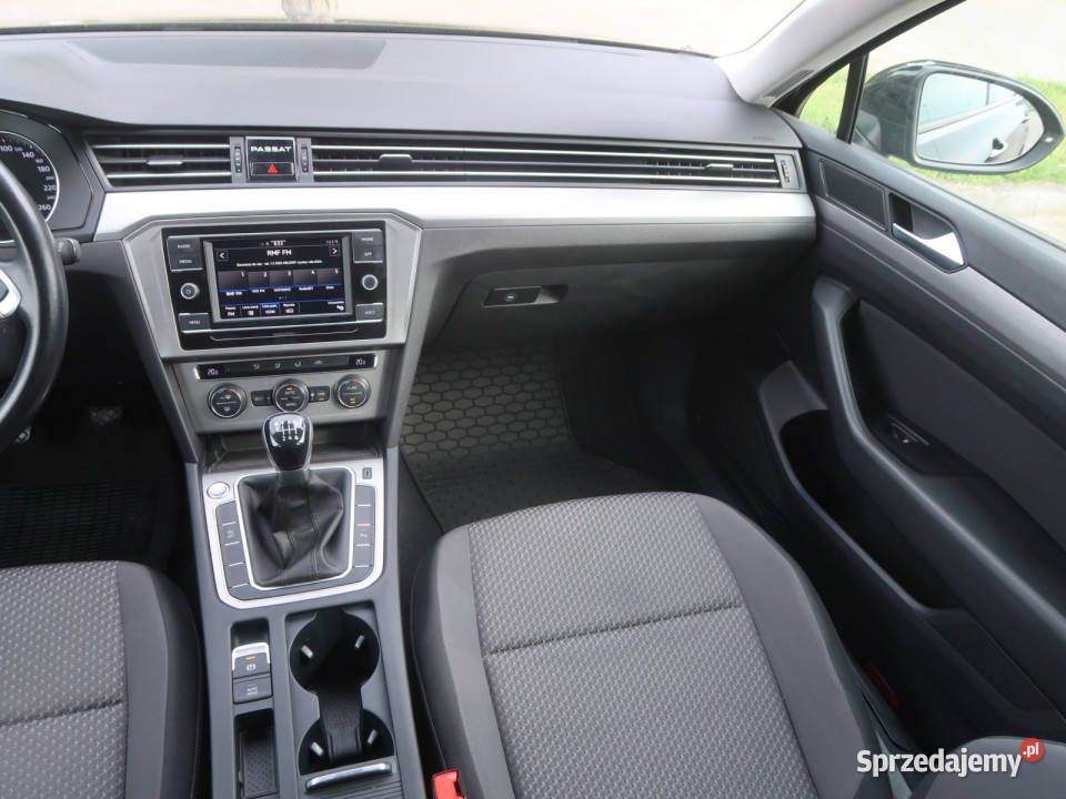 VW Passat 15 TSI Rok produkcji 2020