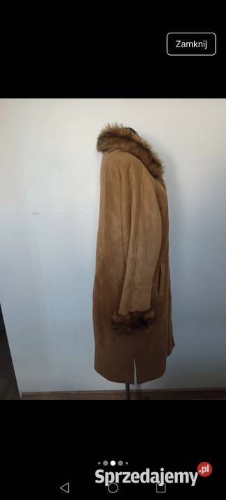 Płaszcz ocieplany kożuszkiem zapinany na guziki Krosno sprzedam