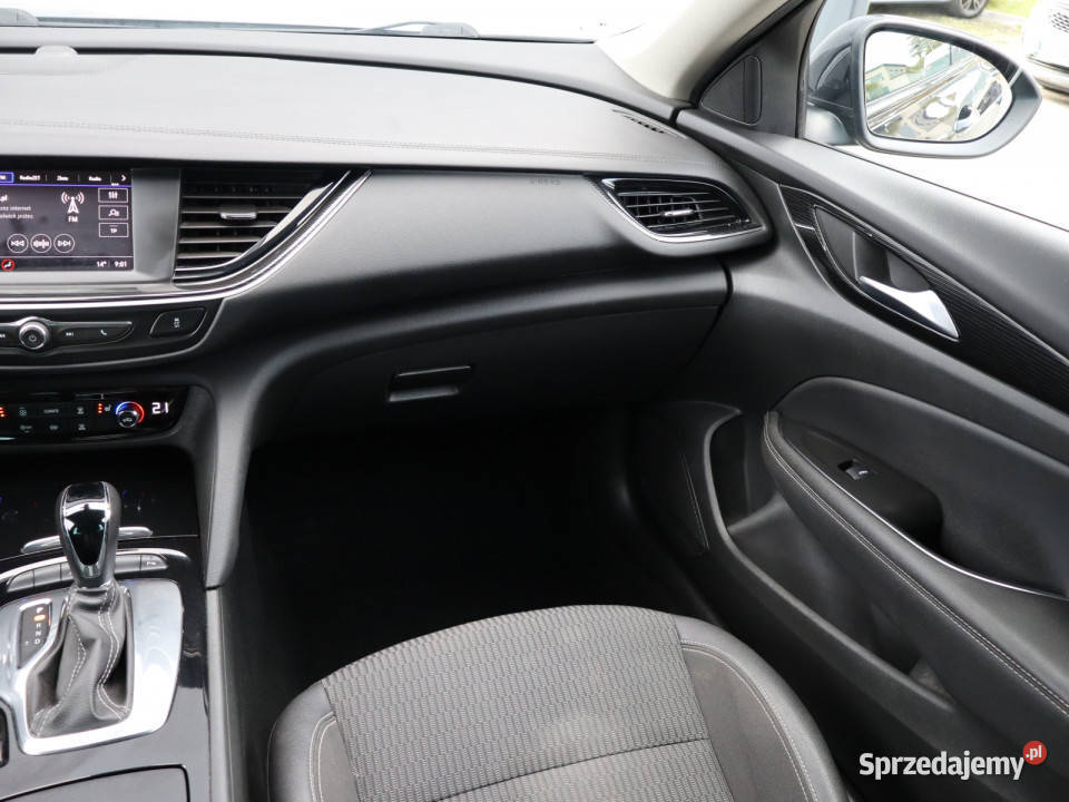 Opel Insignia 15 Turbo automatyczna