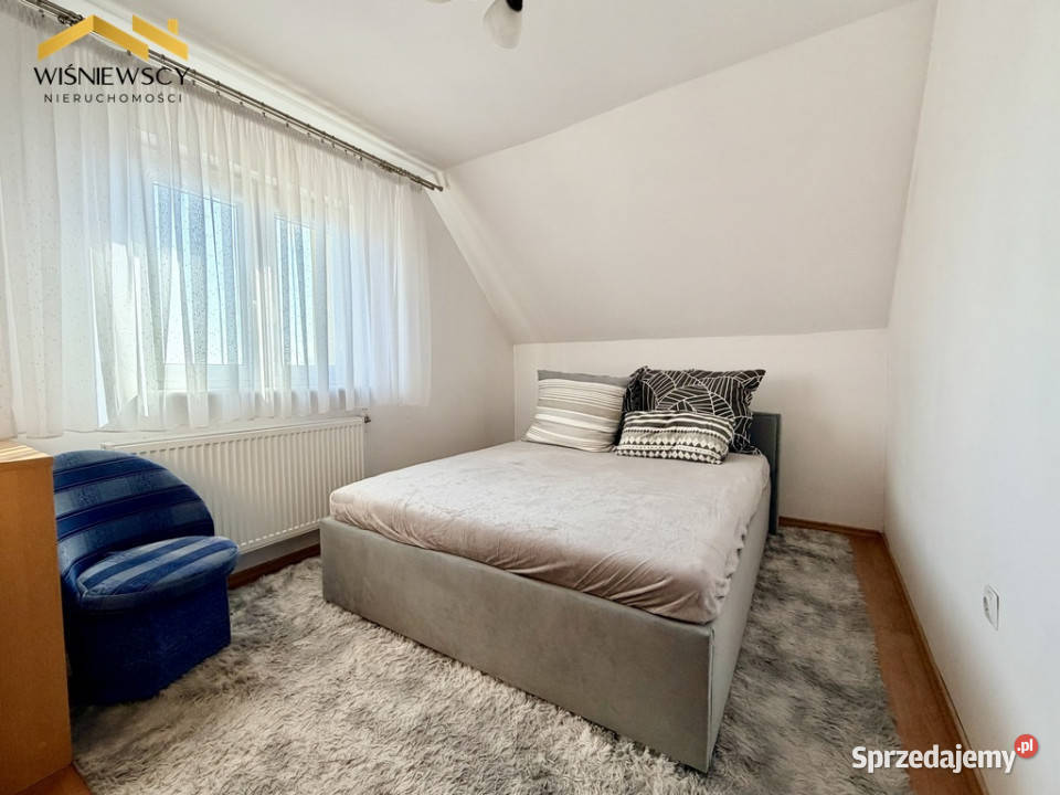 4 pokoje garaż i działka Stoboje