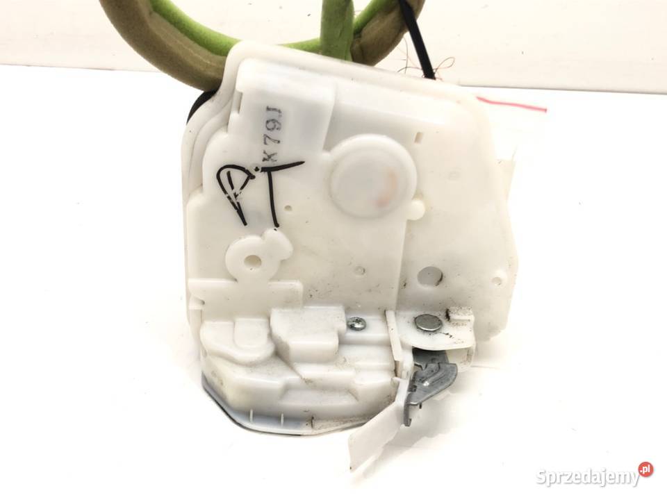 ZAMEK DRZWI PRAWY TYŁ MAZDA CX5 Minivan 1117 osobowe sprzedam