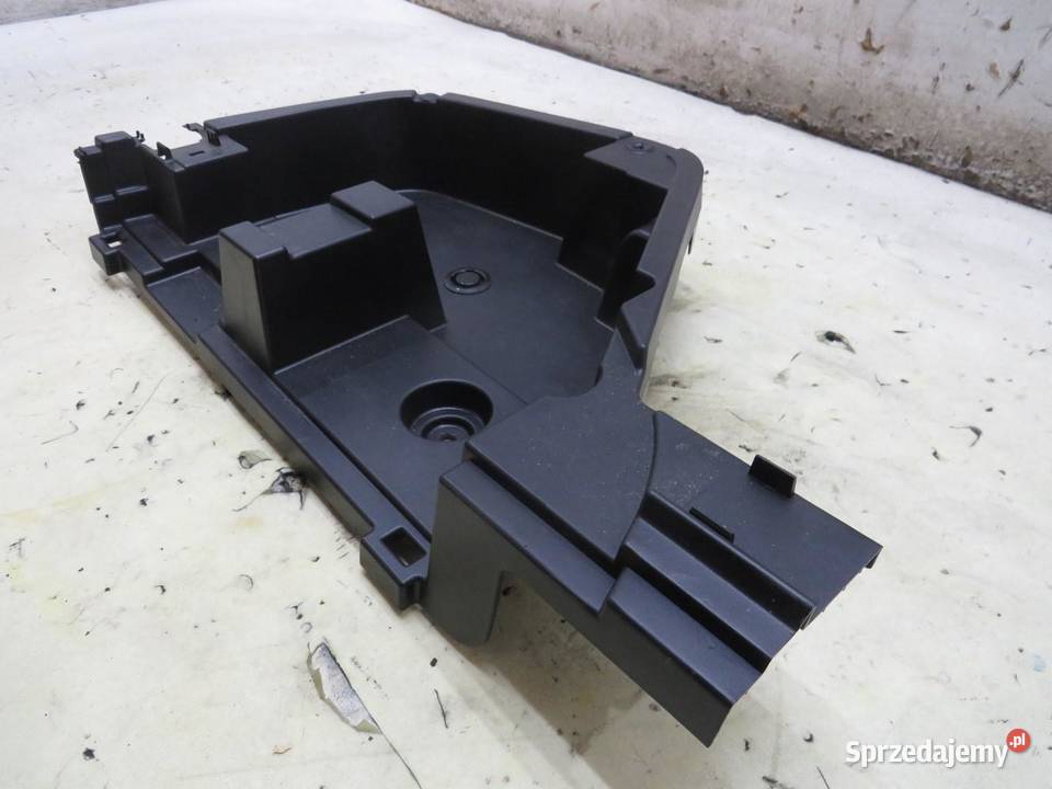 SCHOWEK BAGAZNIKA LEWY TYŁ AVENSIS T27 T29 KOMBI osobowe sprzedam