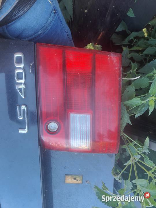 Lexus LS 400 lampy tylne osobowe pomorskie Pruszcz Gdański