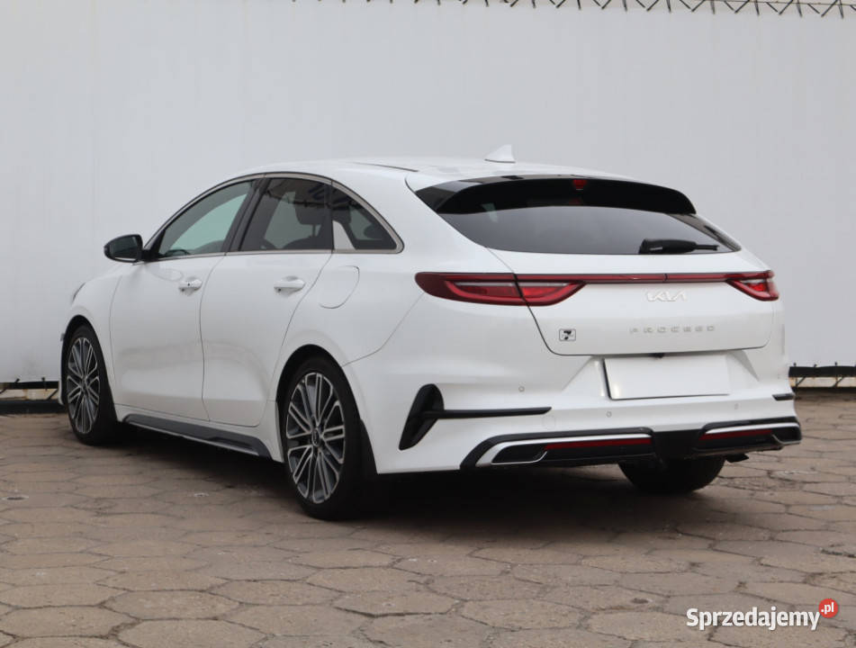 Kia ProCeed 15 TGDI Rok produkcji 2021 Łódź