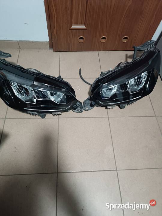 Lampy przód Peugeot 208 II LED osobowe Dzielice