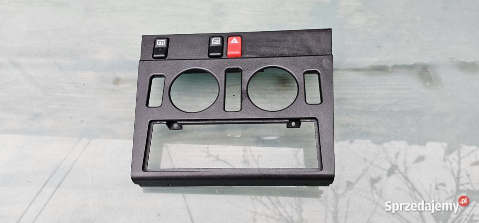 Ramka radia panel mercedes w202 2026830100 Zbąszyń