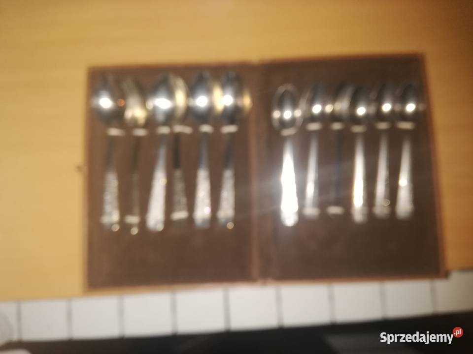 Komplet 6 łyżek i 6 łyżeczek w pudelku PRL stan Antyki, Sztuka, Kolekcje Koluszki