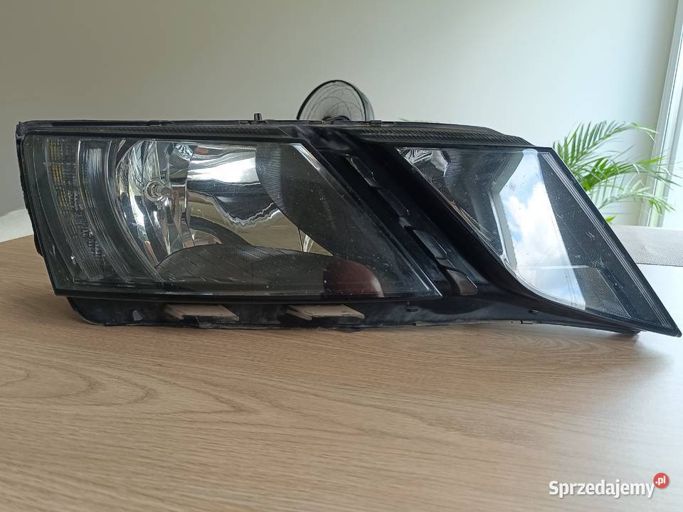 Skoda Octavia III FL lampa prawa przód 5E1 941 małopolskie Kraków sprzedam