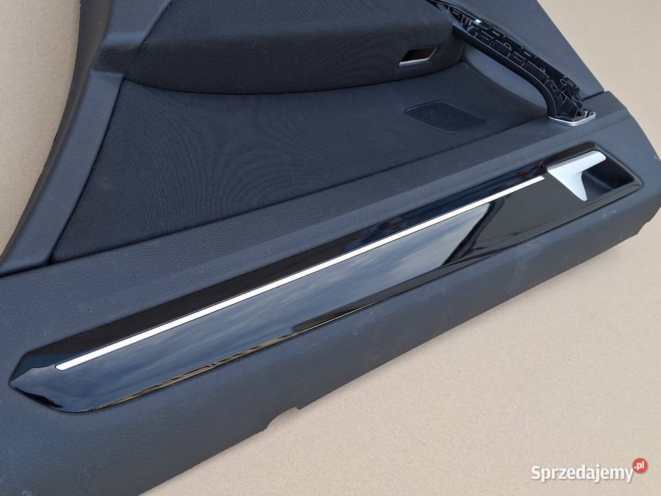 VW GOLF SPORTSVAN BOCZEK TAPICERKA DRZWI PRAWY Bieleń sprzedam