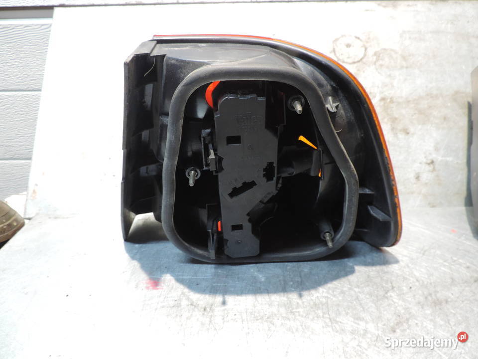 LAMPA TYLNA LEWA VW POLO III CLASSIC Nowy Sącz