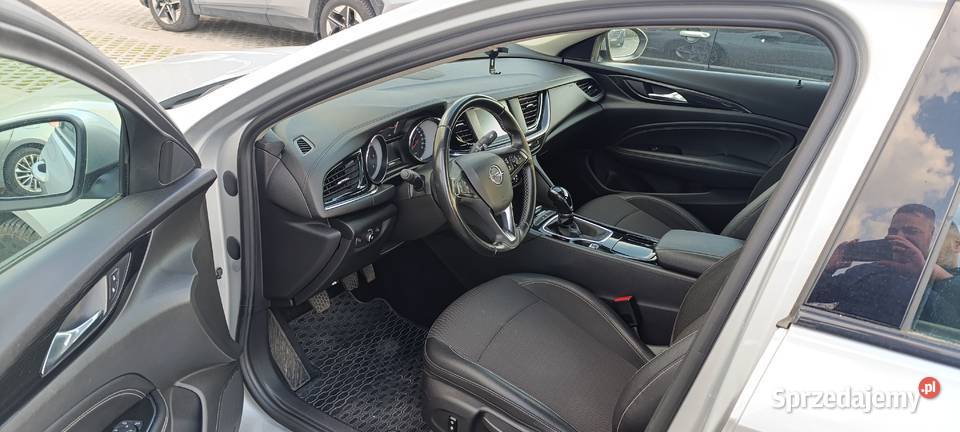 Sprzedam OPEL ISIGNIA B 250260km Żnin