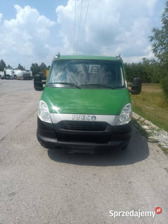Iveco Daily 29L13 23 Diesel 7 osobowy ASR (kontrola trakcji) Górno