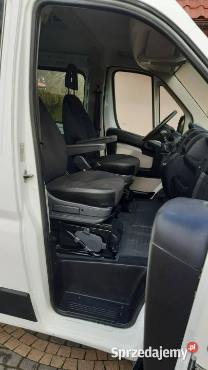 Peugeot Boxer 20 BlueHDi o mocy 110 L2H2 6osób 2000cm3 Bachowice sprzedam
