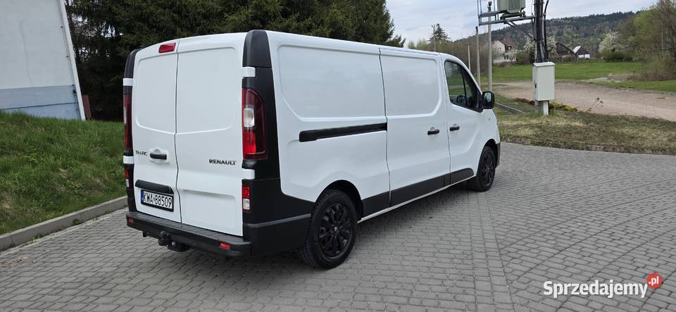 Renault Trafic long 16 120 gniazdo AUX Renault