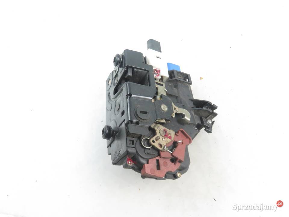 ZAMEK PRAWY TYLNY VW TOUAREG I