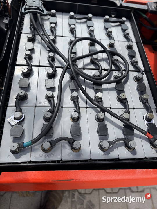 wózek widłowy elektryczny LINDE E16 1600 Triplex