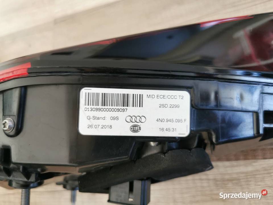 AUDI A8 S8 D5 1719 LAMPA TYLNA LED 4N0945095F Świerzawa