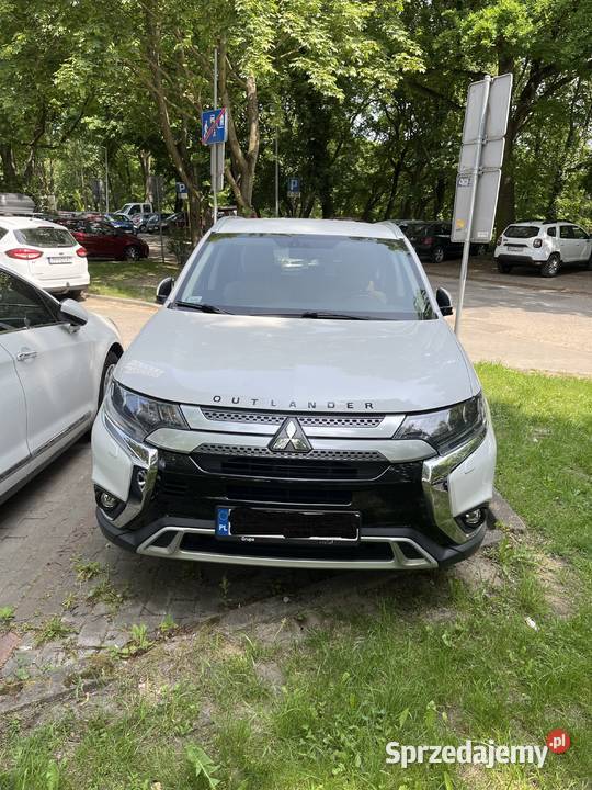 Mitsubishi Outlander INTENSE PLUS CTV 4WD 20 Mierzyn