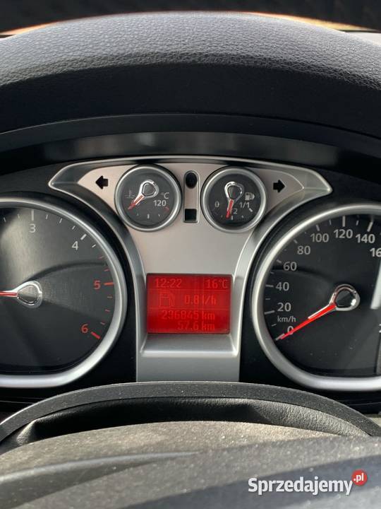 Ford Kuga 2009 nowe opony