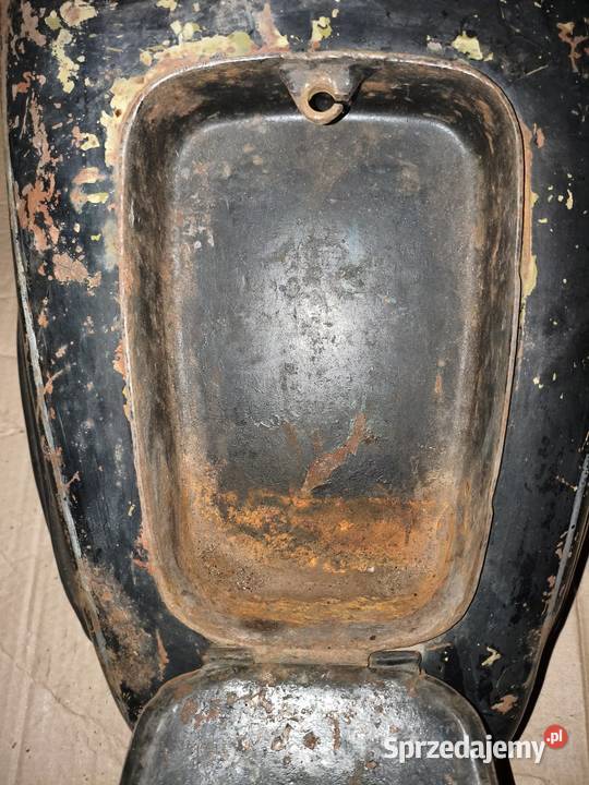 Zbiornik paliwa IŻ49 Leszno