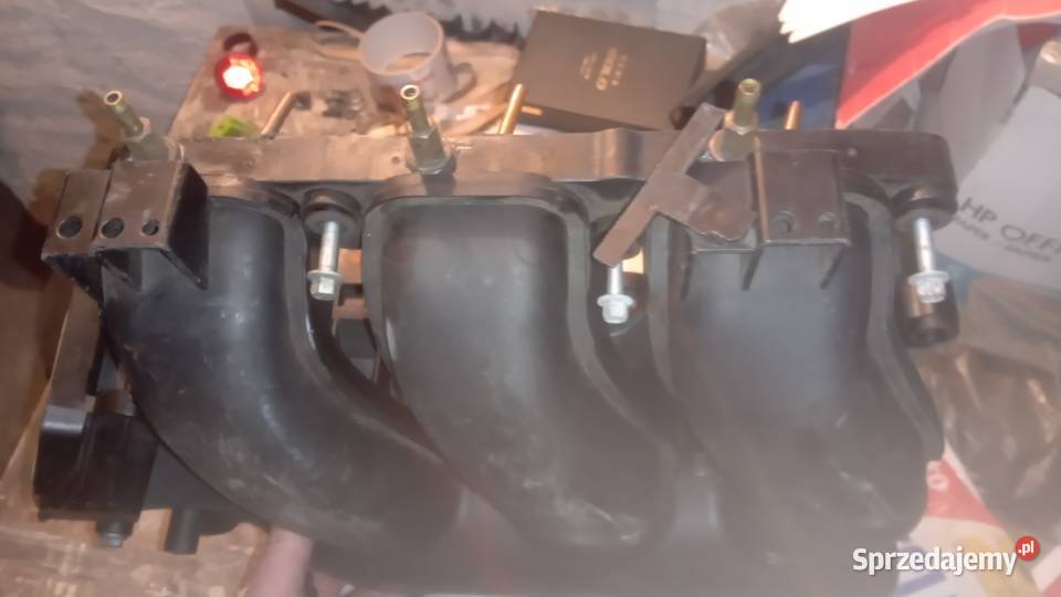 Kolektor ssący Mazda 6 2006 30 benzyna z wlotami Kolektory ssące Wrocław